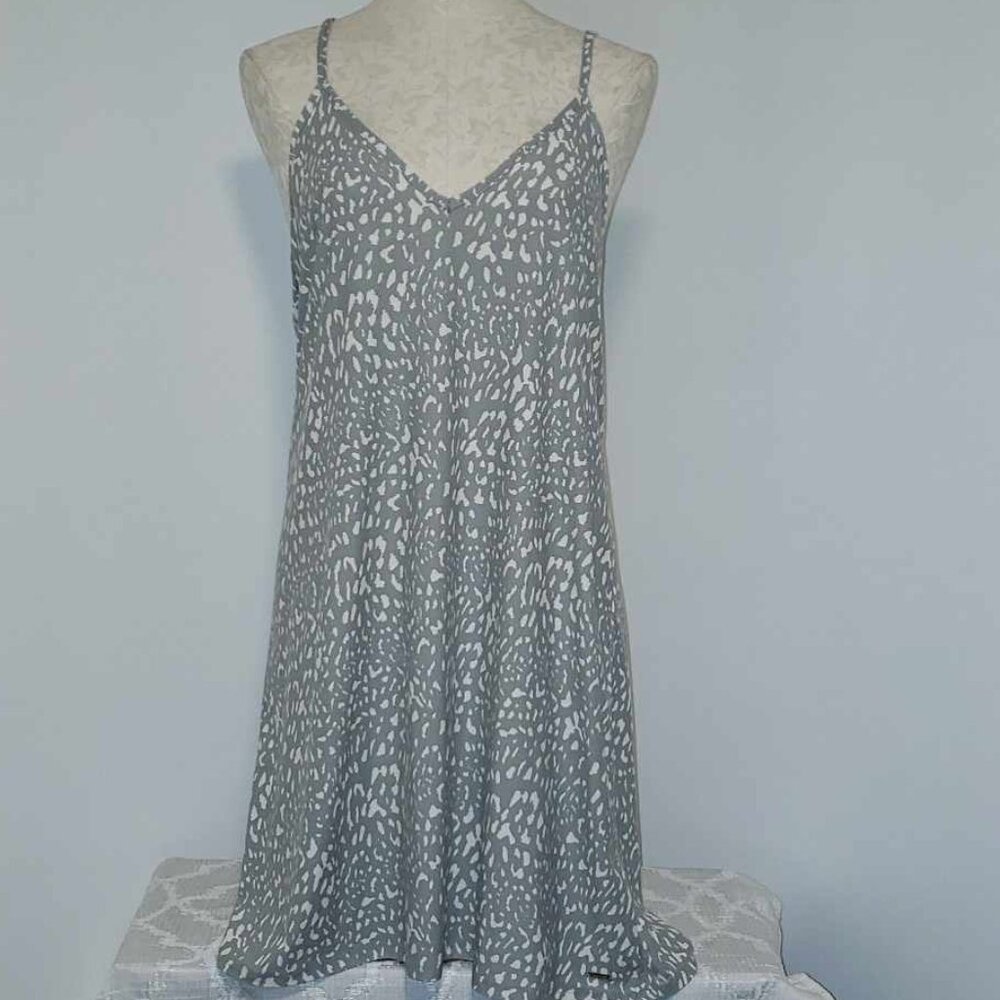 Tahari Night Gown Size X-Large
